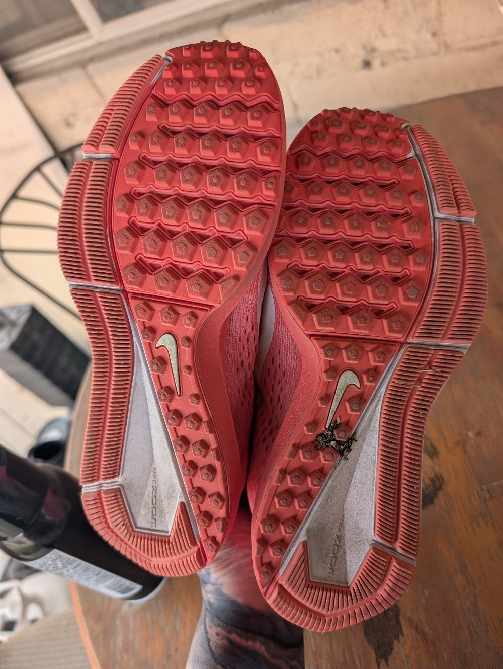 Nike Women’s Coral-Pink Athletic Running Shoes - Picture 4 of 8